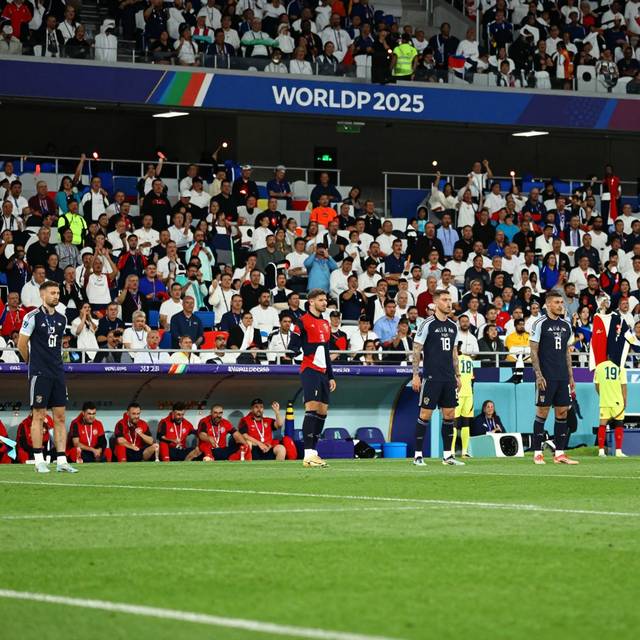 Ba chủ nhà đồng loạt bị loại khỏi World Cup 2026 ngay trước thềm vòng knock-out, một kịch bản chưa t